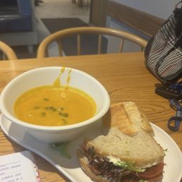 Vegetarian Autumn Squash Soup
