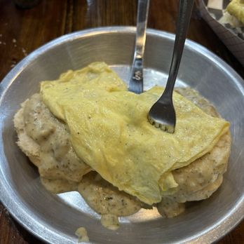 Bad Biscuit - Rooster biscuits and gravy - Southern Near Me - Hilton Head Island, South Carolina Bad Biscuit - Rooster biscuits and gravy - Southern Near Me - Hilton Head Island, South Carolina