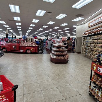 Buc-ee's - Gas Stations Near Me - Leeds, Alabama