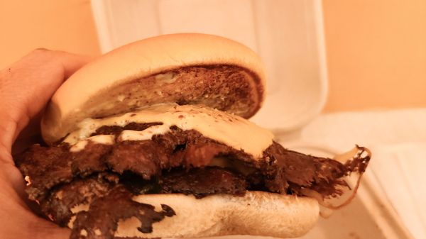 Goldburger Highland Park by null
