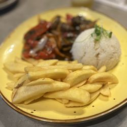 embarcadero 41 - Lomo Saltado