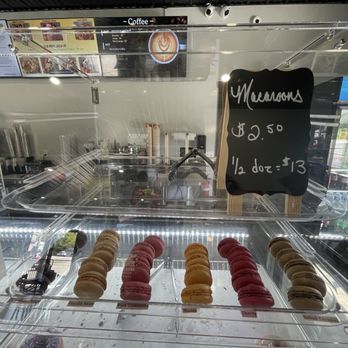 That Donut Place - Macaroons fresh in the case. You got to try each one. You can get half dozen for $13. - Donuts Near Me - Ripley, West Virginia