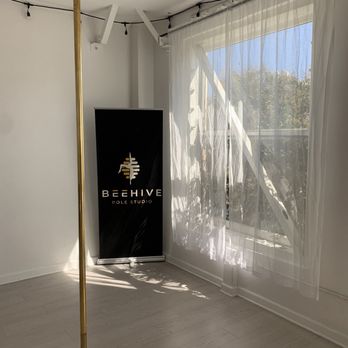 Beehive Pole Studio - Inside - Pole Dancing Classes Near Me - Pasadena, California