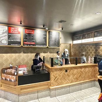Salt & Straw - Ice Cream & Frozen Yogurt Near Me - Seattle, Washington