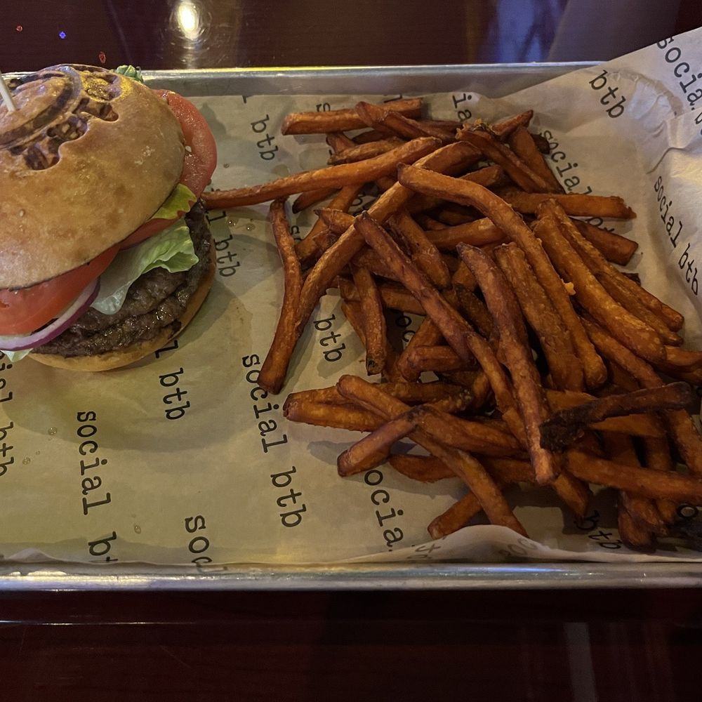 Burger and sweet potato fries Burger and sweet potato fries