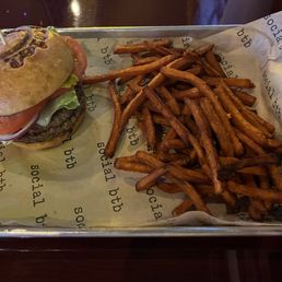 Burger and sweet potato fries Burger and sweet potato fries