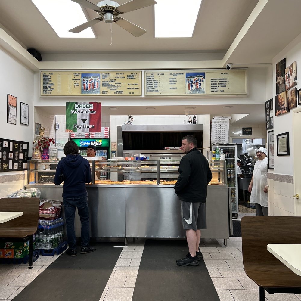 Minitalia Pizzeria - Interior/counter - Pizza Near Me - Ridgewood, New York Minitalia Pizzeria - Interior/counter - Pizza Near Me - Ridgewood, New York