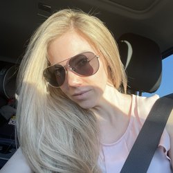 Doo It Up Salon - Full highlight weave