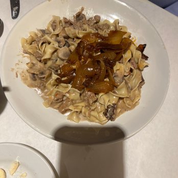 Edelweiss Restaurant - Beef Stroganoff - German Near Me - Norridge, Illinois Edelweiss Restaurant - Beef Stroganoff - German Near Me - Norridge, Illinois