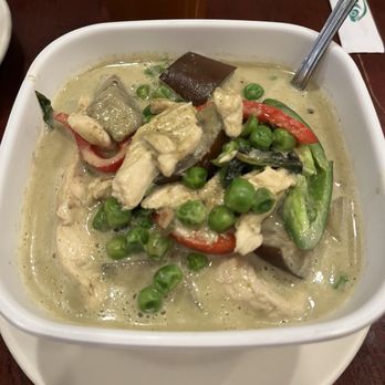 Tiparos - Green Curry - Thai Near Me - Chicago, Illinois
