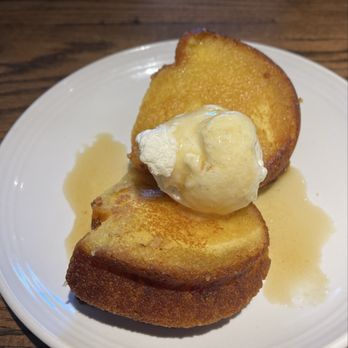 Zeke's Kitchen & Bar - Rum cake - New American Near Me - Smyrna, Georgia Zeke's Kitchen & Bar - Rum cake - New American Near Me - Smyrna, Georgia