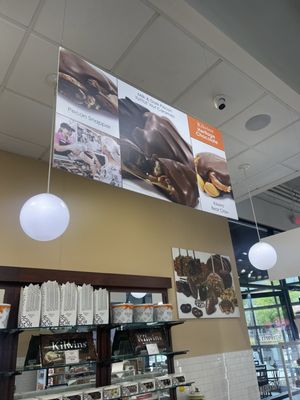 Kilwins Ice Cream - Chocolate - Fudge by null