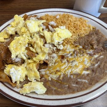 Mi Casa - Chilaquiles, eggs beans and rice. - Mexican Near Me - Lakewood, California Mi Casa - Chilaquiles, eggs beans and rice. - Mexican Near Me - Lakewood, California