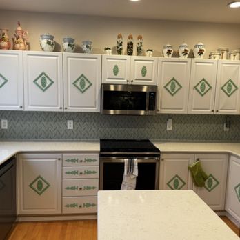 V B Custom Fix - Kitchen backsplash - Handyman Near Me - Maple Valley , Washington