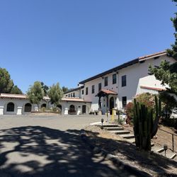 San Damiano Retreat - View walking up to the main entrance