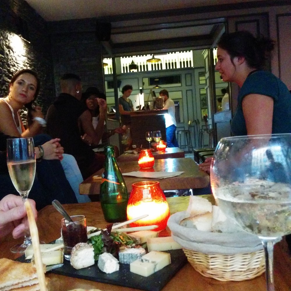 Yolo - Wine Bars Near Me - Nice, 06