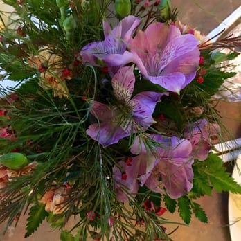Riverhouse Grill - Table decor - American Near Me - Glen Rose, Texas Riverhouse Grill - Table decor - American Near Me - Glen Rose, Texas