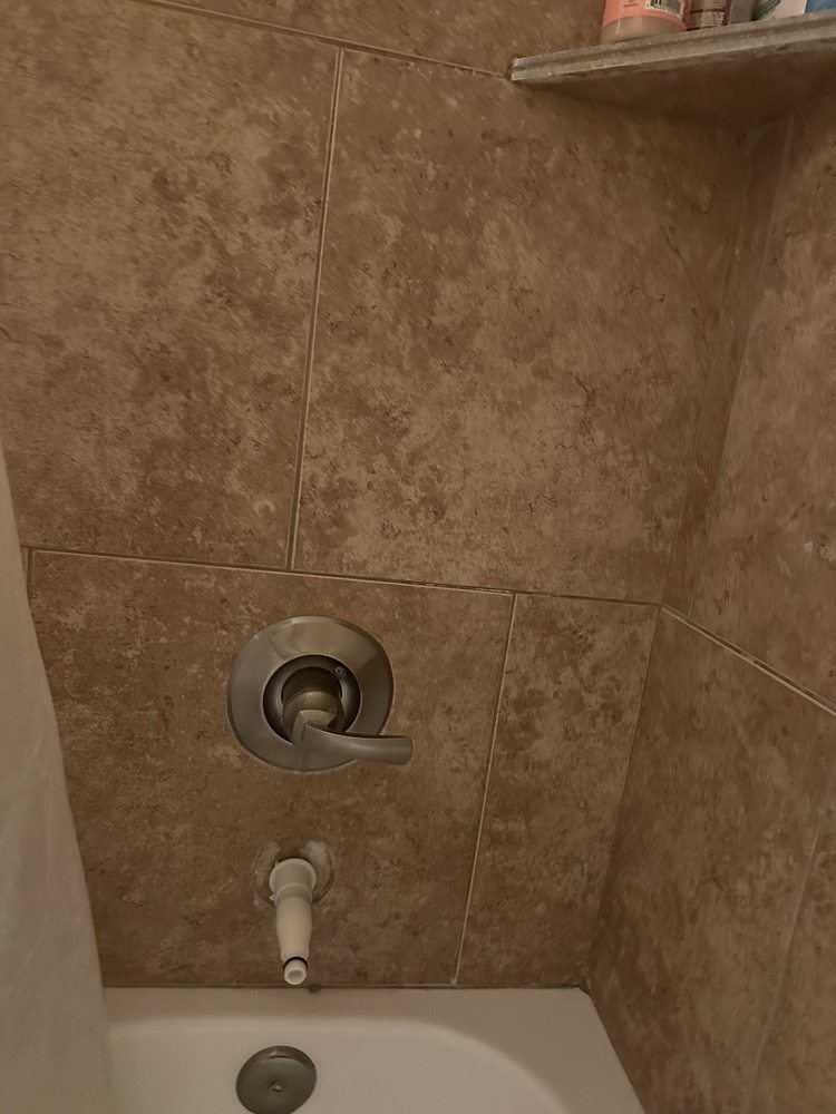 Slide of Aqua Plumbing Services