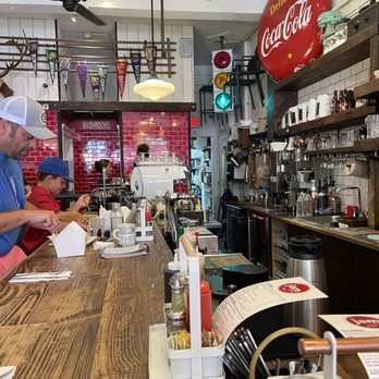 Jam Cafe - Cool interior - Breakfast & Brunch Near Me - Victoria, British Columbia