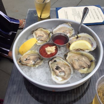 Blu Grotto Restaurant - Oysters ($1/piece) - Italian Near Me - Oceanport, New Jersey