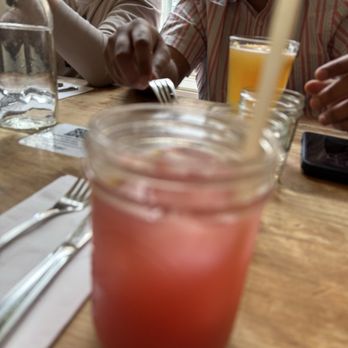 Bubby's Tribeca - Peach Lemonade - American Near Me - New York, New York