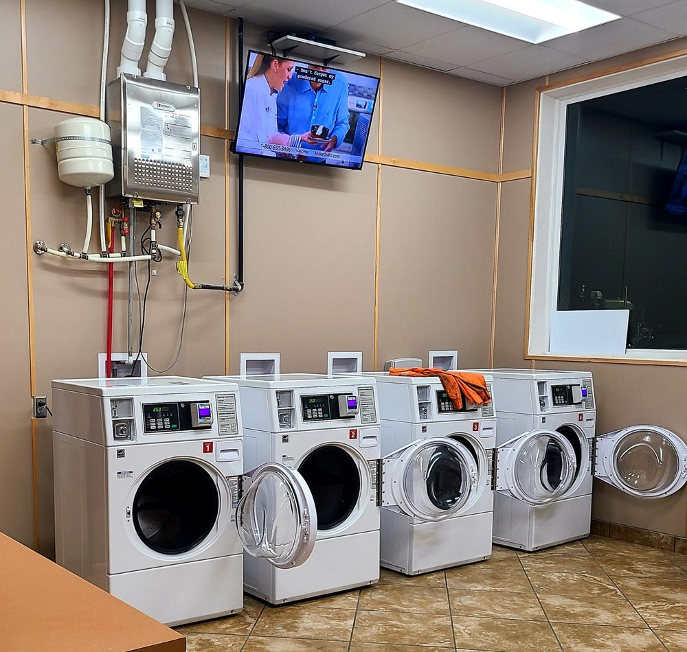 LOVE’S TRAVEL STOP Updated July 2024 I70 Exit 145, Ellis, Kansas