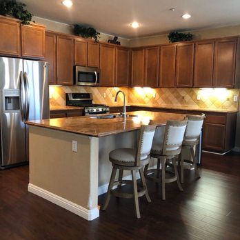 Pro Custom Painting And Remodeling - Before dark kitchen - General Contractors Near Me - Adelanto, California Pro Custom Painting And Remodeling - Before dark kitchen - General Contractors Near Me - Adelanto, California