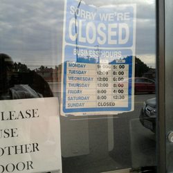 MacQueen Eye Care Center - They say that they are open until 8 p.m. on Thursday but it is 6:30 p.m. I am here to pick up my glasses and they're closed, nice.