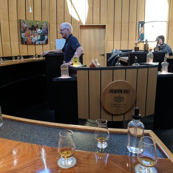 Heaven Hill Bourbon Experience - The tasting room - Tours Near Me - Bardstown, Kentucky