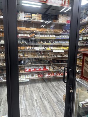 City Smoke Shop by null