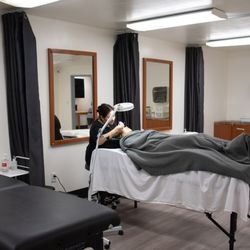 Savvy Beauty Academy - Eshtetician Practice