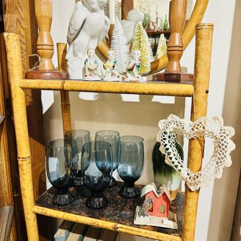The Artful Flea - Awesome vintage shop - Used, Vintage & Consignment Near Me - Catonsville, Maryland The Artful Flea - Awesome vintage shop - Used, Vintage & Consignment Near Me - Catonsville, Maryland