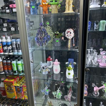 elfbar nachfüll pod läuft aus Main Street Smoke Shop, 201 Main St S, Ste 3, Sauk Centre, MN 56378, US main image 0