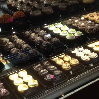 Designer Desserts - Bakeries Near Me - Valparaiso, Indiana