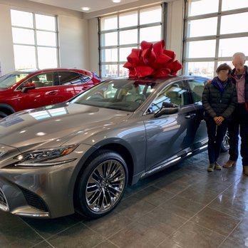 Lexus of Naperville - Car Dealers Near Me - Naperville, Illinois