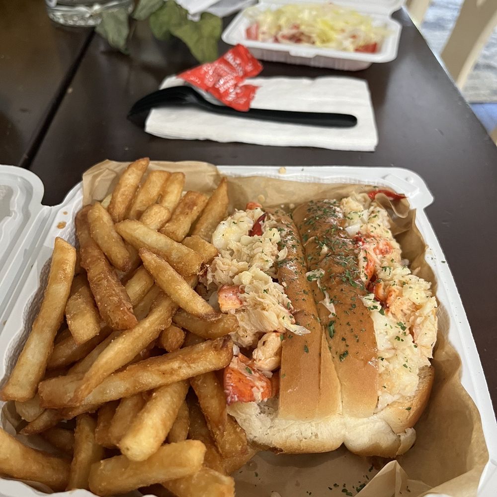 Lemon Crab - Lobster Rolls - Seafood Near Me - Hayward, California