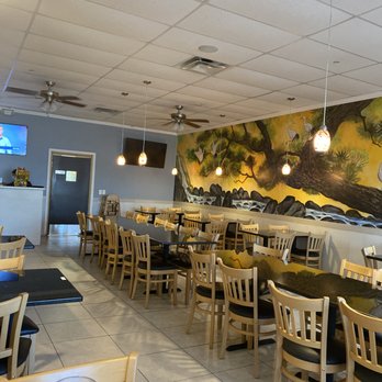 Pho Hoang Restaurant - the dining area - Vietnamese Near Me - Riverview, Florida Pho Hoang Restaurant - the dining area - Vietnamese Near Me - Riverview, Florida