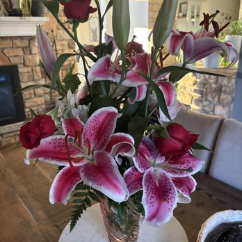 At All About Flowers - Florists Near Me - Cincinnati, Ohio