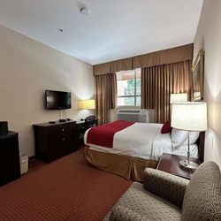 SureStay by Best Western Richmond Vancouver Airport - Accessible Queen Guestroom