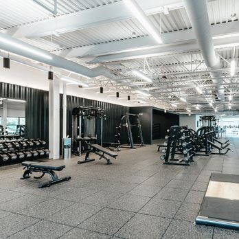 Midtown Athletic Club - Fitness floor - Gyms Near Me - Bannockburn, Illinois Midtown Athletic Club - Fitness floor - Gyms Near Me - Bannockburn, Illinois