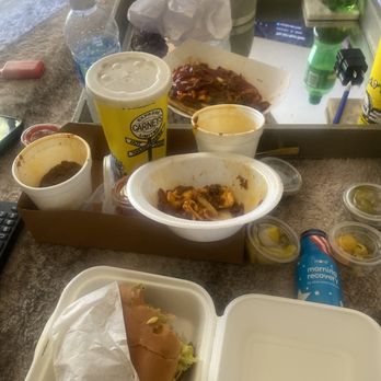 Carneys - Hamburger , Chili Fries - Burgers Near Me - Studio City, California
