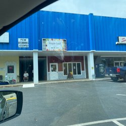 The Maple Leaf Diner - Store front