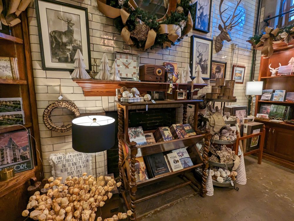 THE BOOKBINDER’S SHOP Updated October 2024 12 Photos 1 Approach