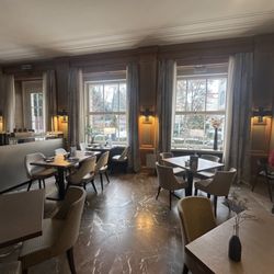 Hotel Elephant - Breakfast Area