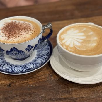 Café Le Cheval - Cappuccino and Latte - Themed Cafes Near Me - Montreal, Quebec Café Le Cheval - Cappuccino and Latte - Themed Cafes Near Me - Montreal, Quebec