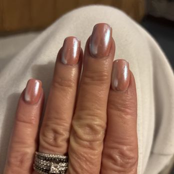 Pink + White Nail Studio - Nail Salons Near Me - Springfield, Missouri