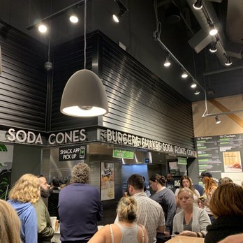 Shake Shack Century City Mall - 2nd Floor - Fast Food Near Me - Los Angeles, California