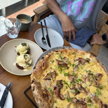 Élephante - Benedict, Breakfast Pizza - Italian Near Me - Santa Monica, California Élephante - Benedict, Breakfast Pizza - Italian Near Me - Santa Monica, California