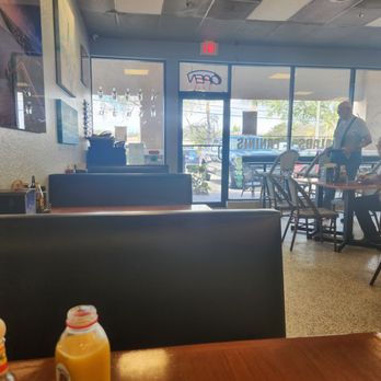 Bagel Bistro - Breakfast & Brunch Near Me - Tequesta, Florida