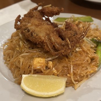 Rose Garden - Pad Thai Soft Shell Crab - Thai Near Me - Vacaville, California